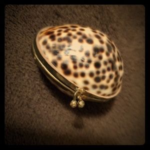 Vintage tortoise cowrie shell coin purse